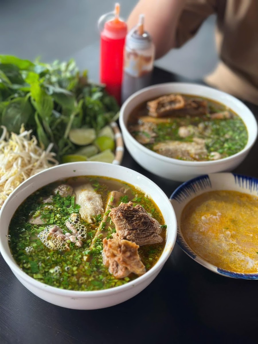 Ăn Là Ghiền - Bistro 7 Photos 2